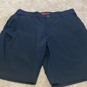 Lee performance series tri-flex short. Black. Size 36
